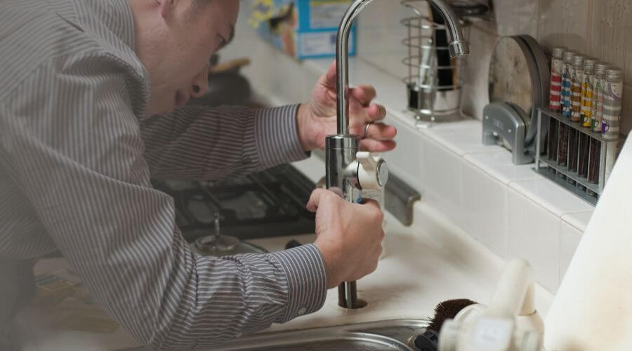 Professional Leak Detection Services in Turon, KS